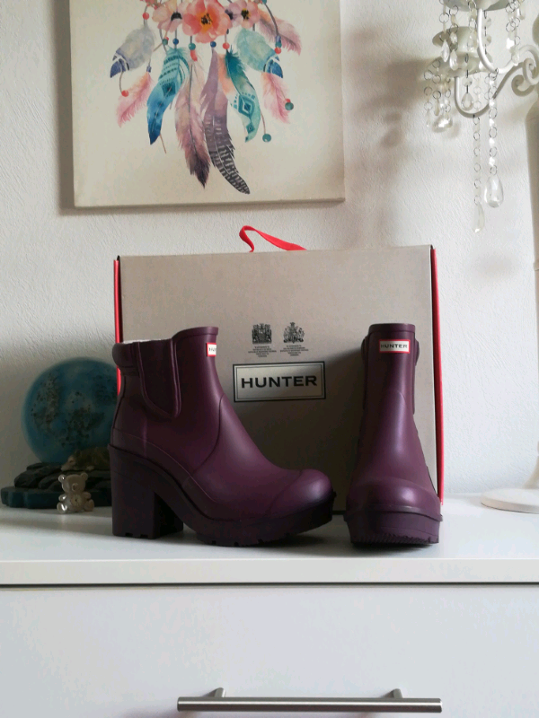 hunter chelsea boots size 6